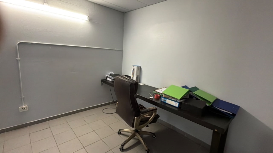 To Let Commercial Property for Rent in Stikland Industrial Western Cape